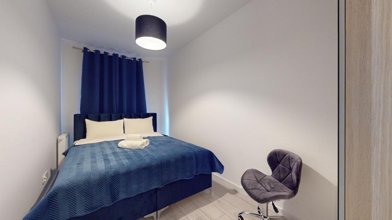 Family House Near The Market Square -Perfect For Family & Business Stays - Ksiecia Witolda Street 500 Steps To Market Square - 2 Bedrooms,2 Parking Places Wroclaw Exterior photo