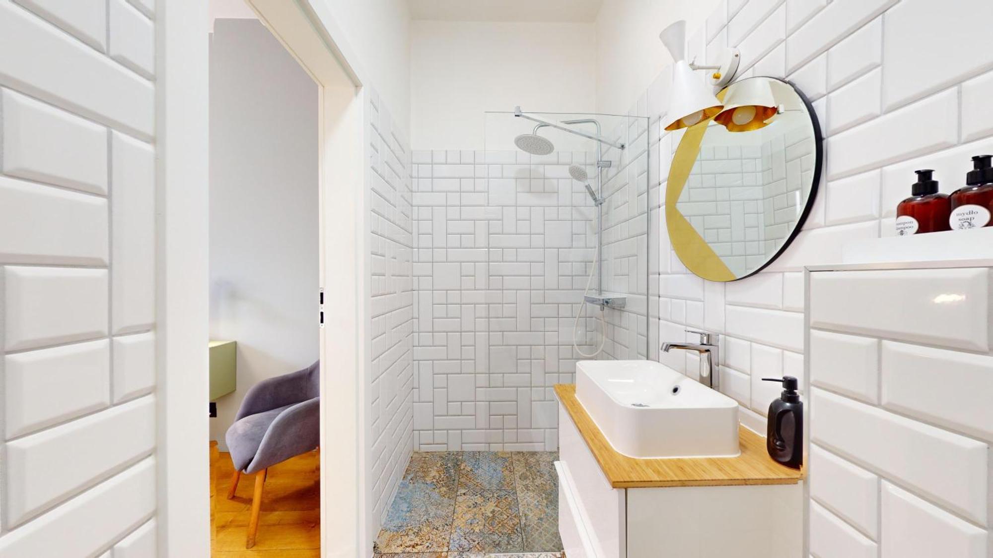 Family House Near The Market Square -Perfect For Family & Business Stays - Ksiecia Witolda Street 500 Steps To Market Square - 2 Bedrooms,2 Parking Places Wroclaw Exterior photo